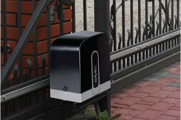 Cổng Motor FAAC trượt tự động giúp tiết kiệm không gian cho người dùng