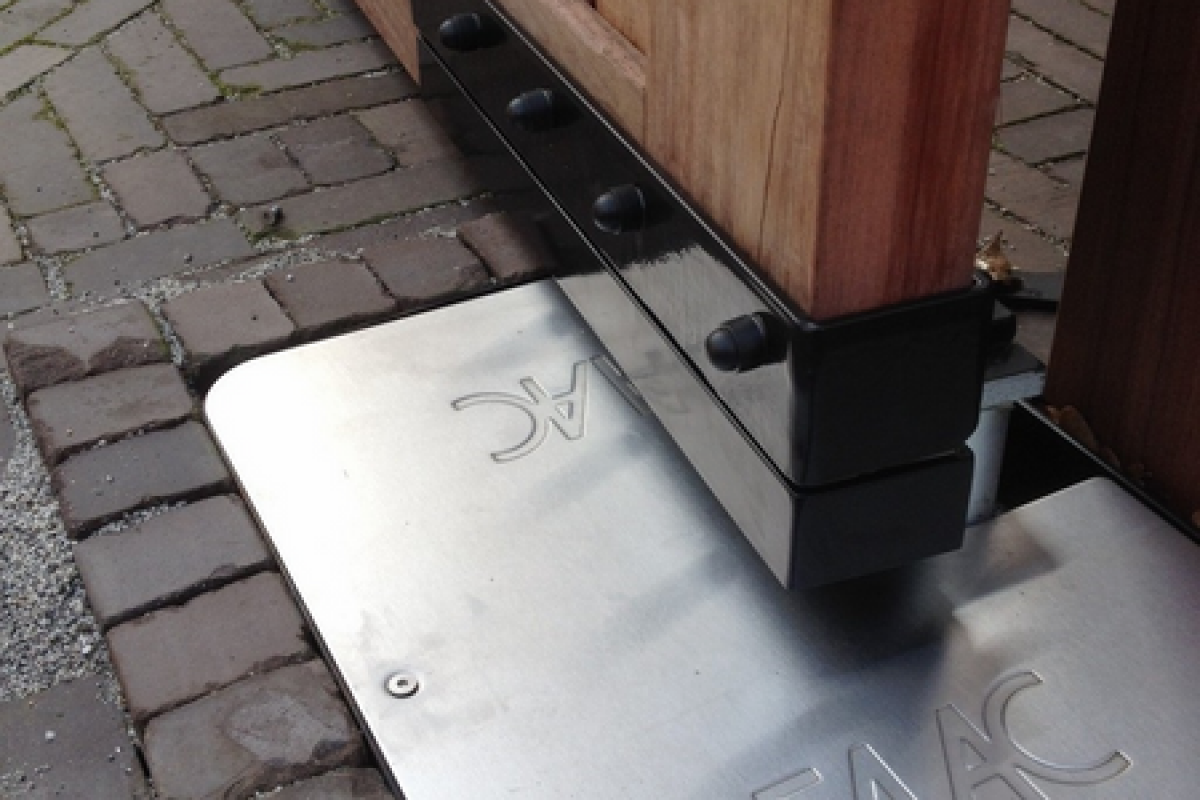 Motor cổng Faac âm sàn 770 chính hãng