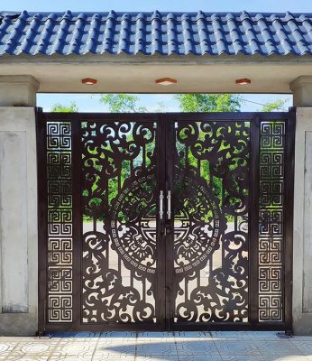 Mẫu cổng sắt CNC 2 cánh đẹp 1