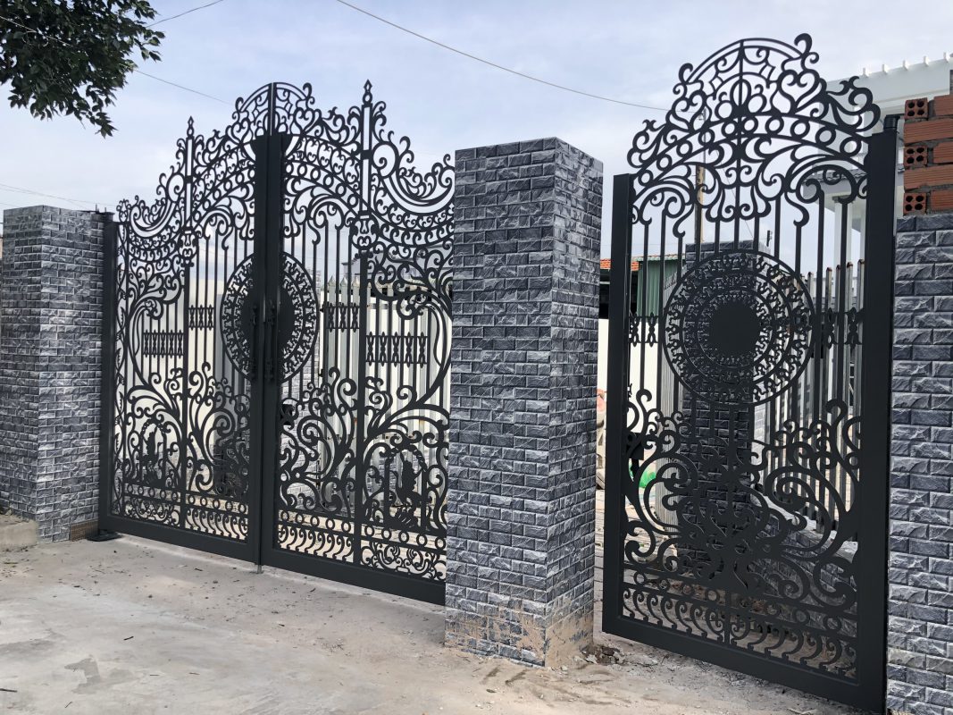 Mẫu cổng sắt CNC đẹp 2021 7