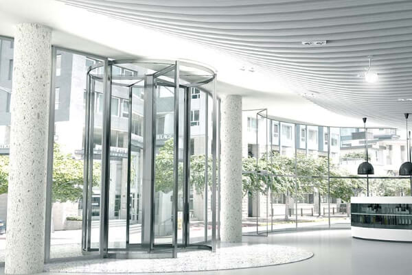 Cửa kính xoay tự động đẹp nhất hiện nay Cửa kính xoay tự động đẹp nhất hiện nay