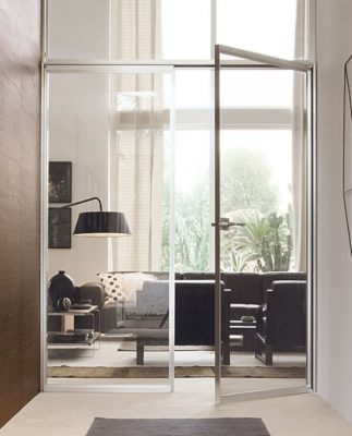 Mẫu cửa kính xoay 2 cánh hiện đại, sang trọng và đẳng cấp