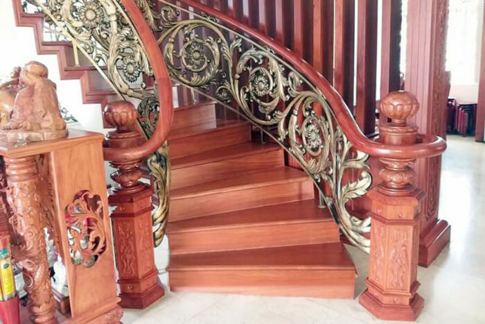 Cầu thang, lan can nhôm đúc mang phong cách cổ điển Cầu thang, lan can nhôm đúc mang phong cách cổ điển