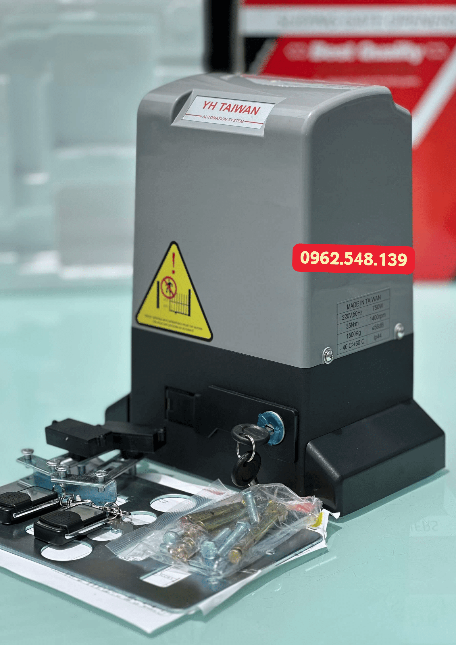 Phụ kiện của motor YH được cung cấp rất đầy đủ Phụ kiện của motor YH được cung cấp rất đầy đủ