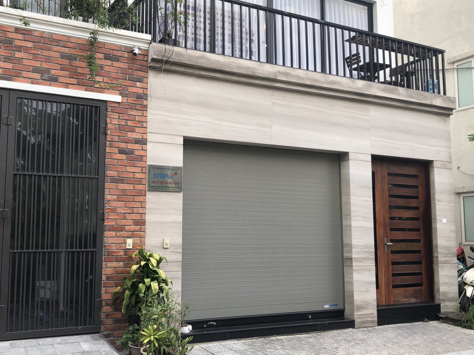 Hoạt động mạnh mẽ và ổn định Khả năng vận hành mạnh mẽ