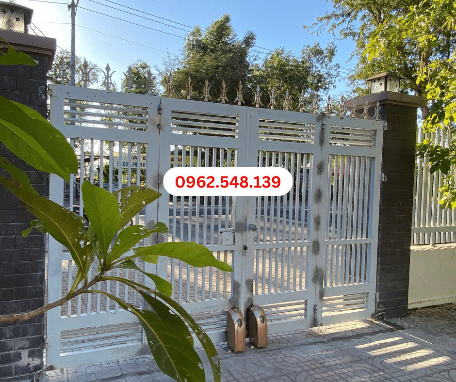 Cổng con lăn tự động Động cơ cổng con lăn tiện lợi và thông minh