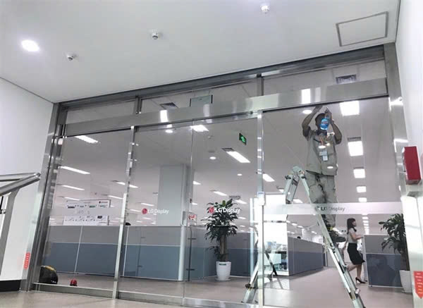 Lắp đặt cửa kính tự động chính hãng Lắp đặt cửa kính tự động chính hãng