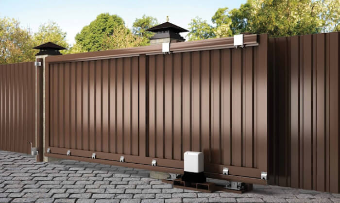 Motor cổng lùa Italia lắp đặt cho cổng tải trọng lớn và sử dụng thường xuyên.