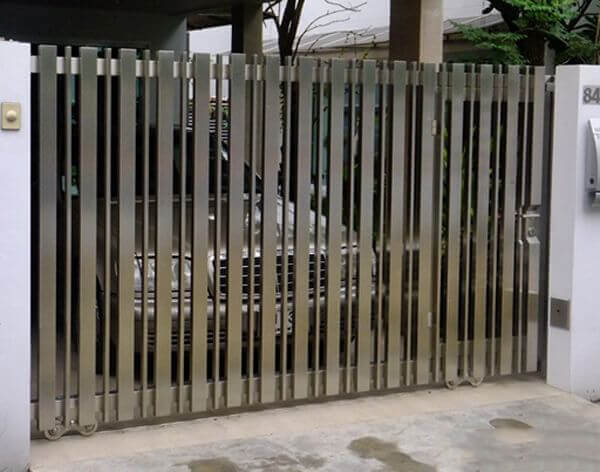 Motor cổng lùa không encoder hoạt động dựa trên thời gian và thông số cài đặt sẵn.